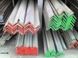 PABRIK PRODUSEN BESI BAJA SIKU 70 x 70 x 7 mm x 6 M